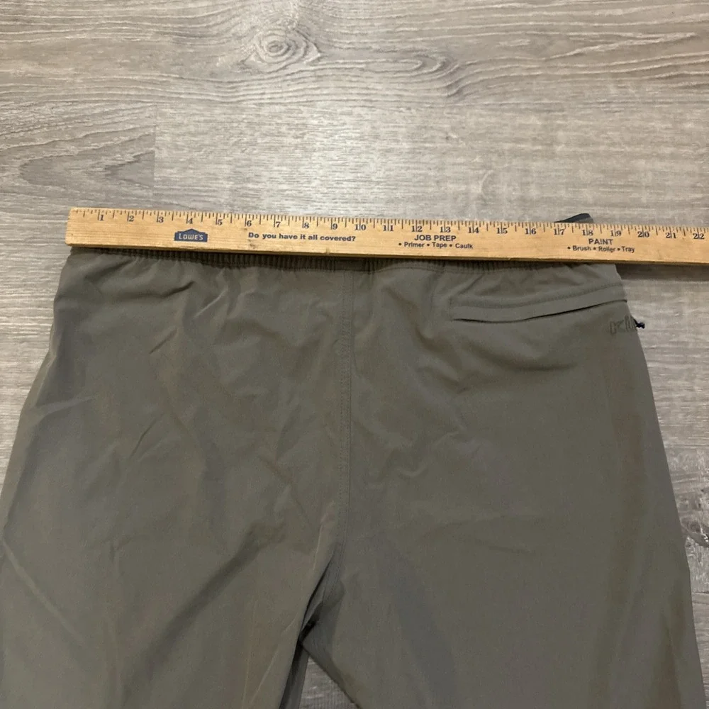 Kuhl Men's Freeflex Shorts Size XL Brown Taupe Metal 5257